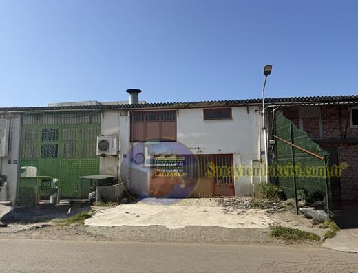 kiralik-dukkan-sanayi-emlakcisi-ndan-deri-yan-sanayide-kiralik-200-m-dukkan